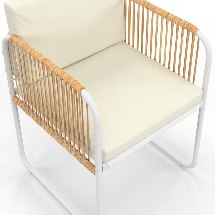 Set di 4 sedie con struttura in metallo bianco, cordoncino effetto rattan chiaro e cuscini beige