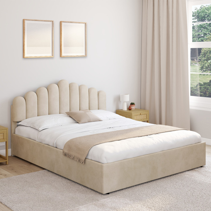 Letto matrimoniale con testiera e base 160 x 200 cm in velluto beige - NOELIE | IdMarket