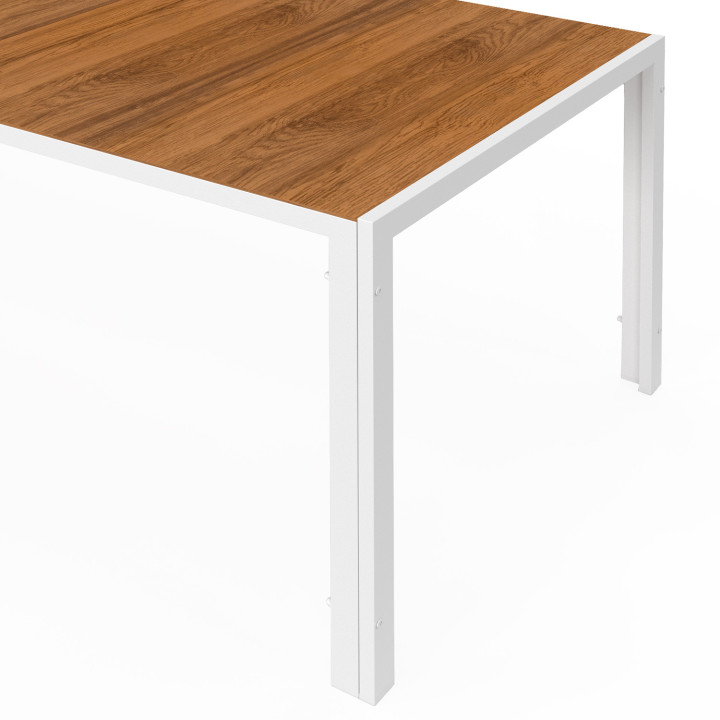 Set di mobili da giardino con piano in vetro temperato effetto legno da 240 cm e 10 sedie impilabili in legno e bianco - NOUMEA