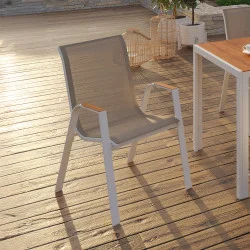 Set di 6 sedie da giardino impilabili in metallo e textilene, bianco e legno