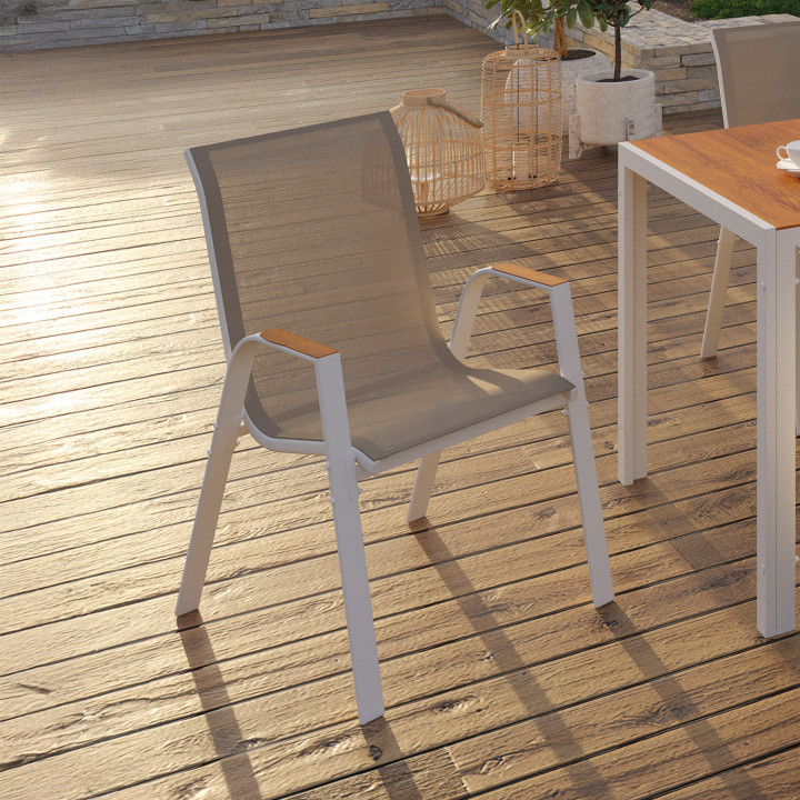 Set di 6 sedie da giardino impilabili in metallo e textilene, bianco e legno