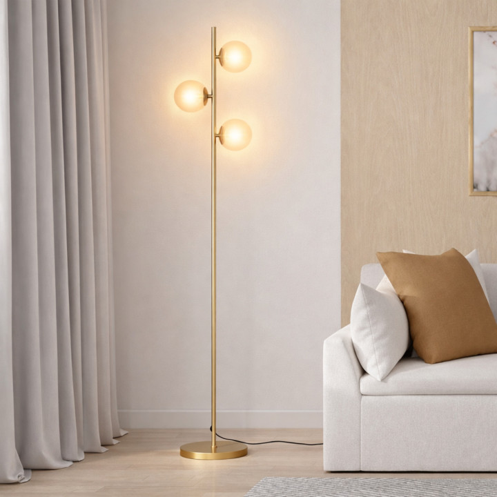 Lampada da terra in metallo dorato con 3 paralumi a globo in vetro | IdMarket