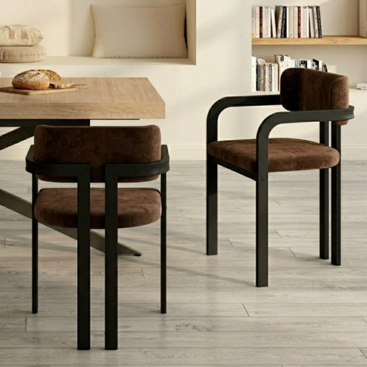 Set di 2 sedie da pranzo in metallo nero e velluto marrone - ESMA | IdMarket
