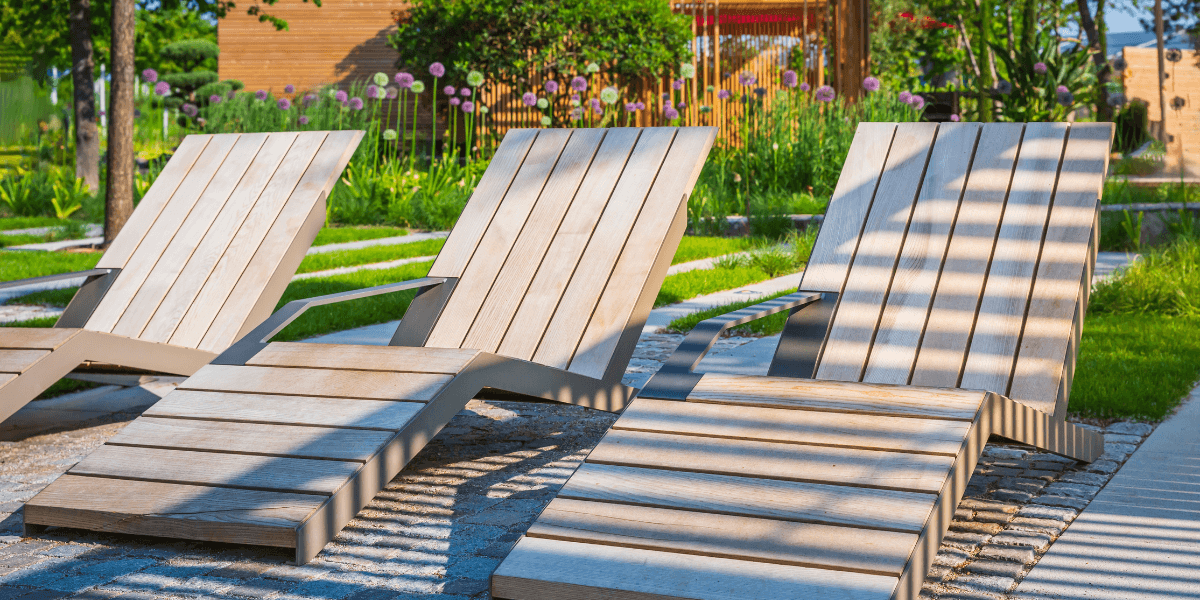 Come scegliere i mobili da giardino bassi?