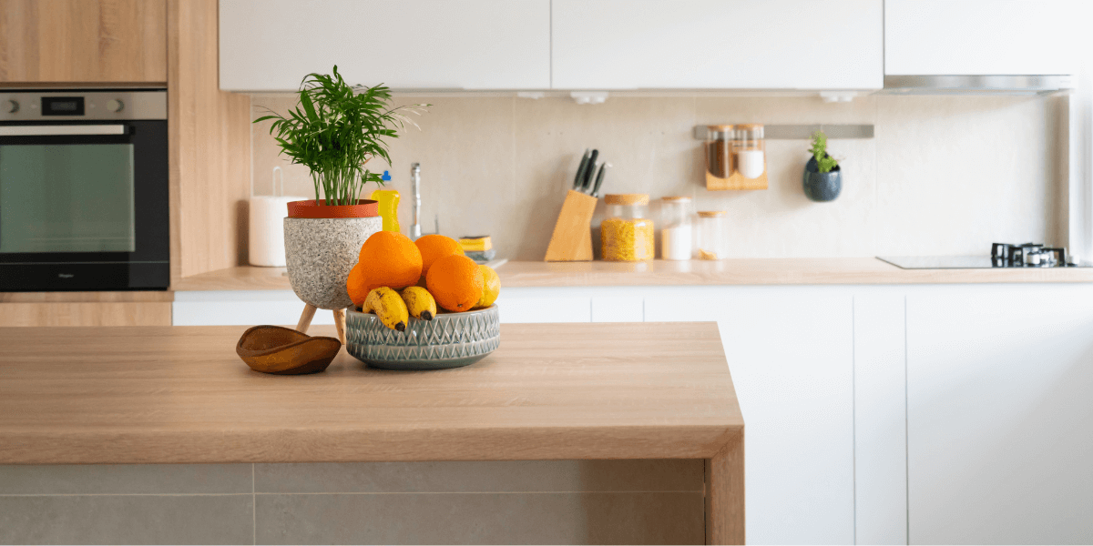 Quale altezza scegliere per un tavolo con piedistallo?