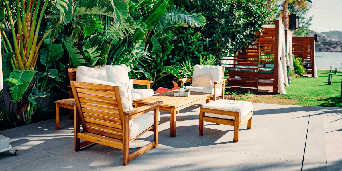 Quale copertura protettiva scegliere per i vostri mobili da giardino?