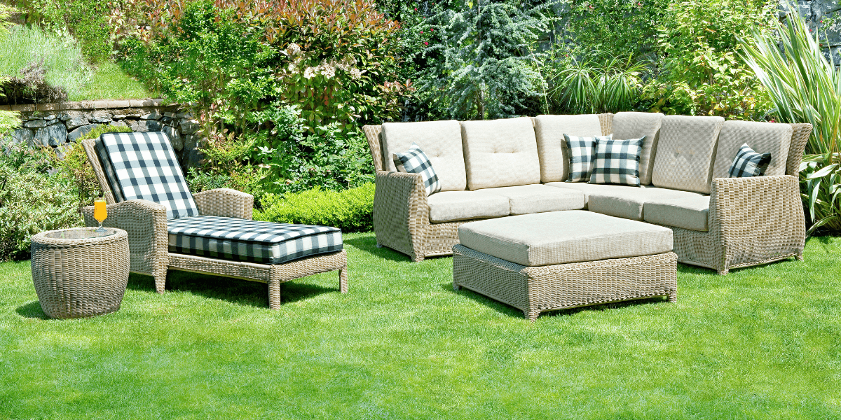 Quando rimettere fuori i mobili da giardino?