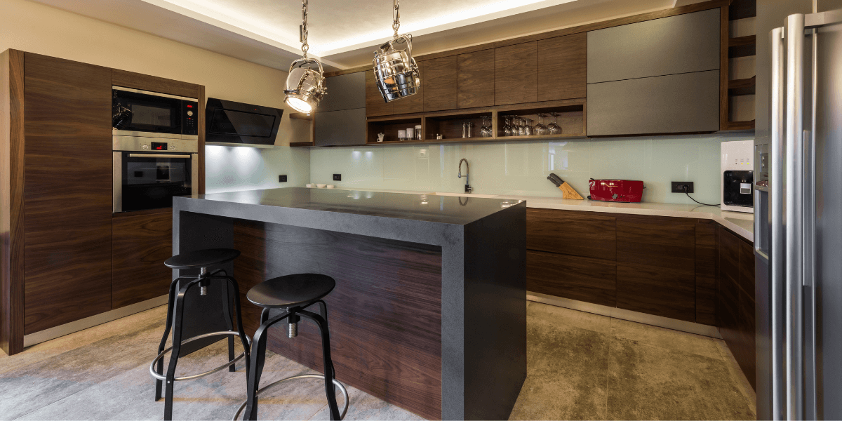 Quale seduta scegliere per uno sgabello da bar?