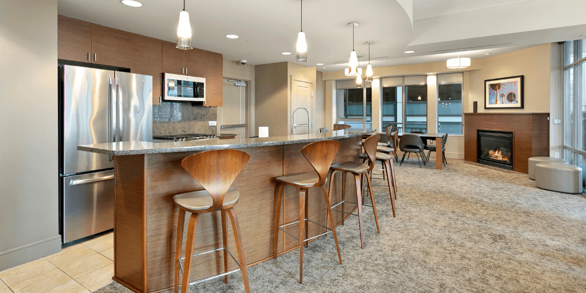 Come scegliere lo sgabello da bar della misura giusta?