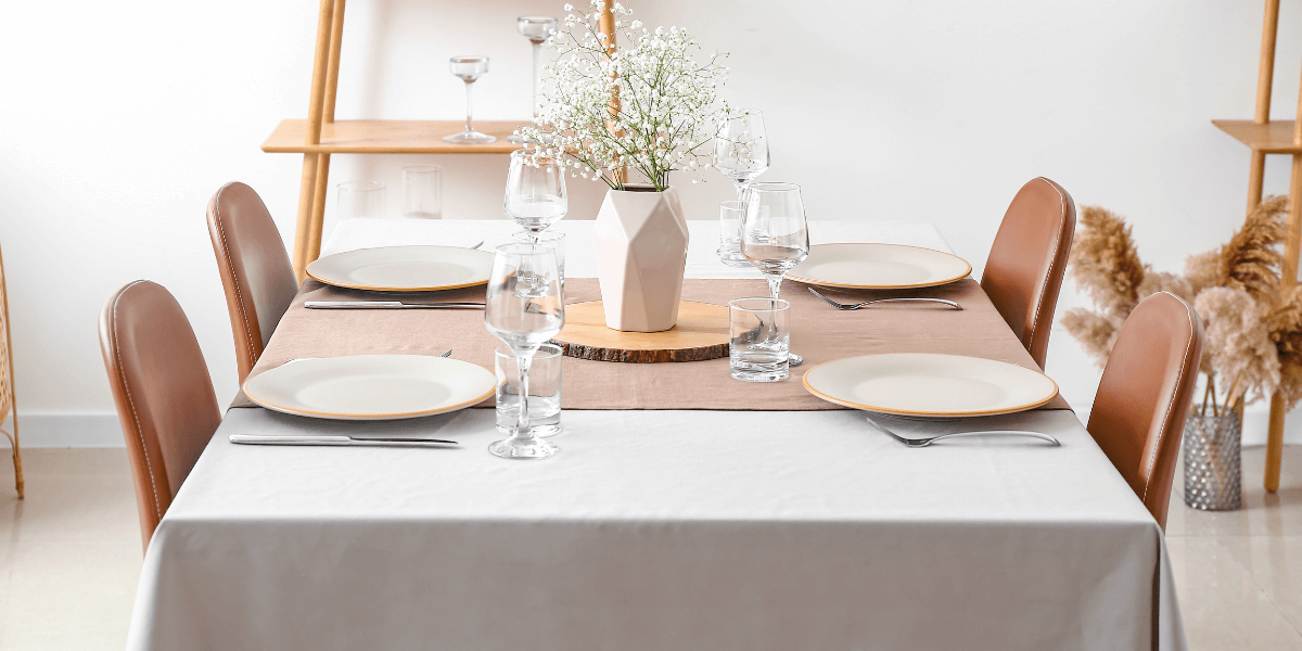 Quali sedie abbinare a un tavolo rotondo?