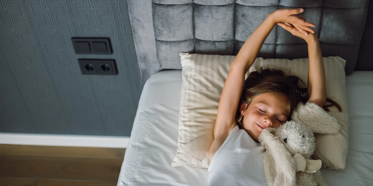 Come si può orientare il letto del bambino in modo che dorma bene?